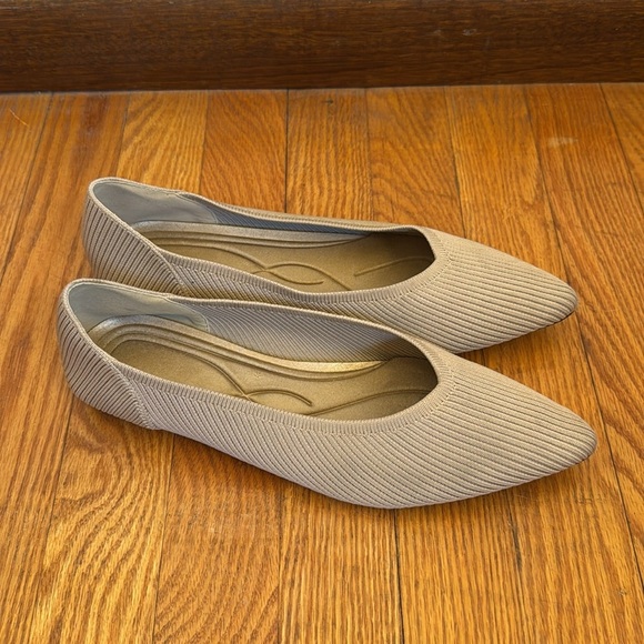 Tingrise Women's Tan Pointed Toe Knit Dressy Slip On Ballet Flats Size 9.5 - Picture 3 of 8